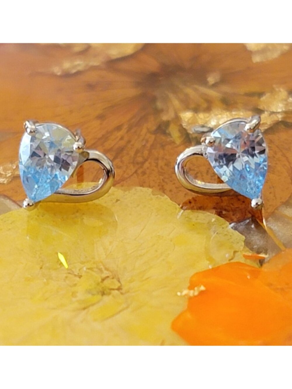 S925 Sterling Silver Dainty Blue Heart CZ Stud Earrings Butterfly NWT